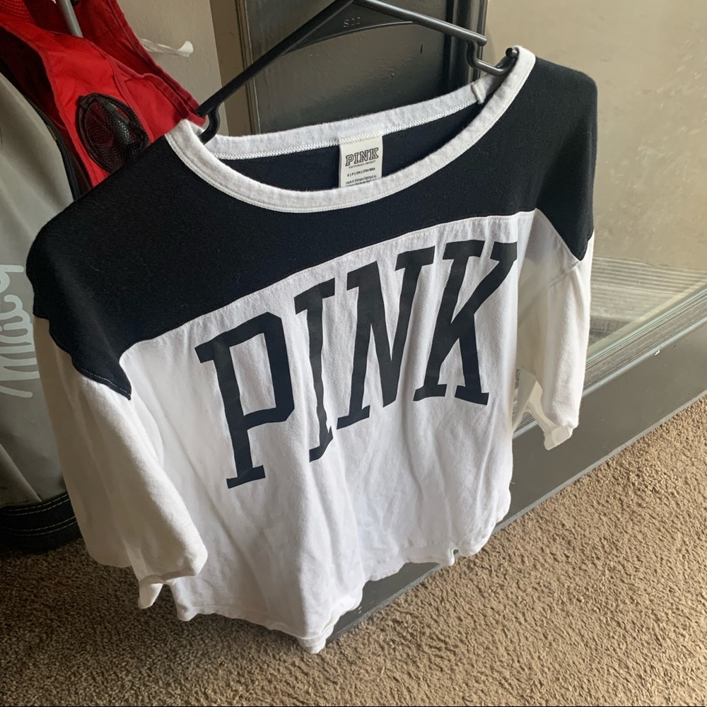 Victoria’s Secret 3/4 sleeve tee
